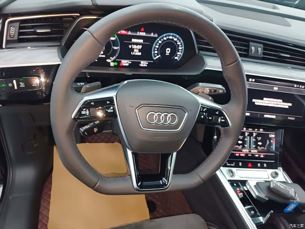 Audi e-tron, 2023 11