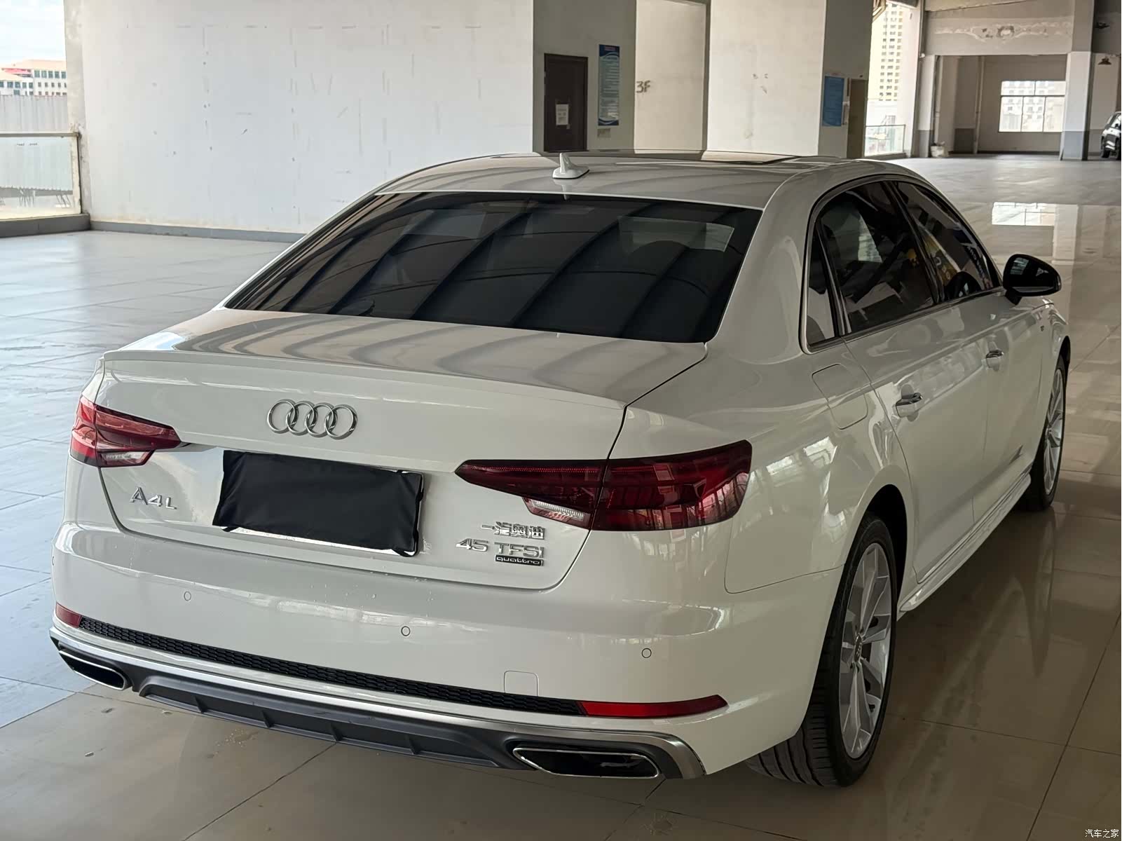 Audi A4L, 2019 4