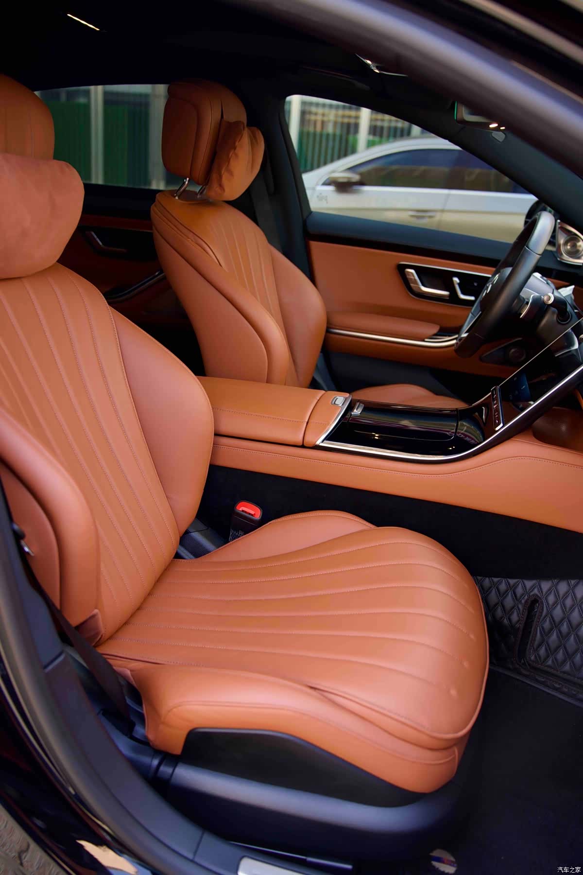 Mercedes-Benz S-Class, 2023 12