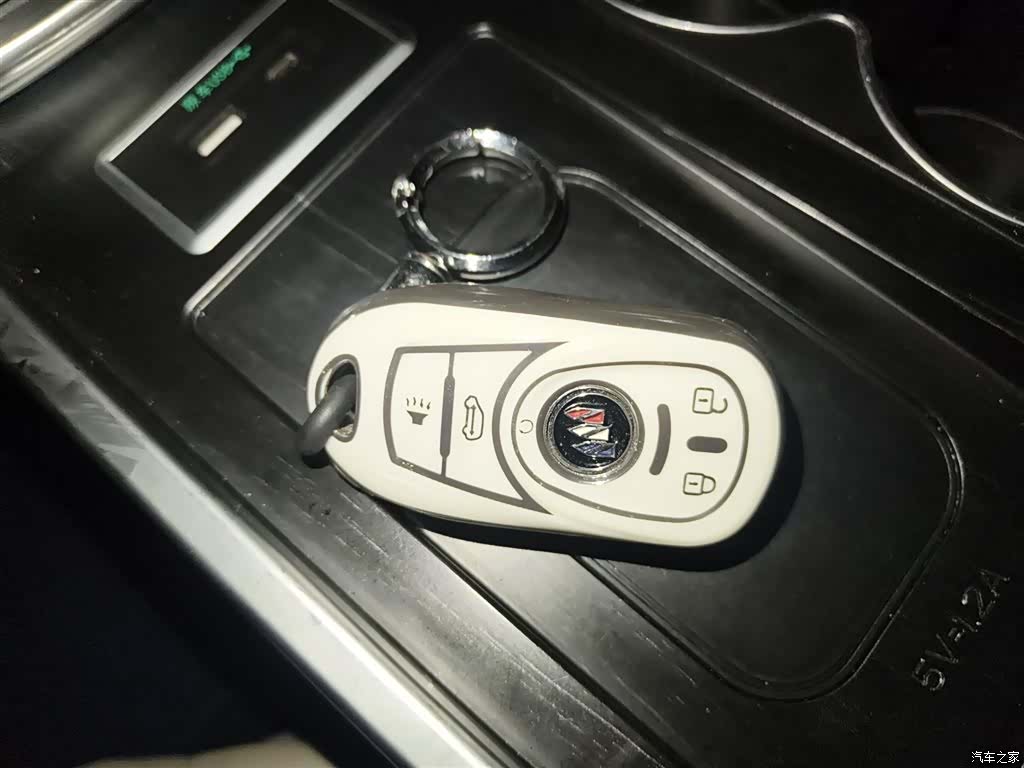 Buick GL8, 2021 9
