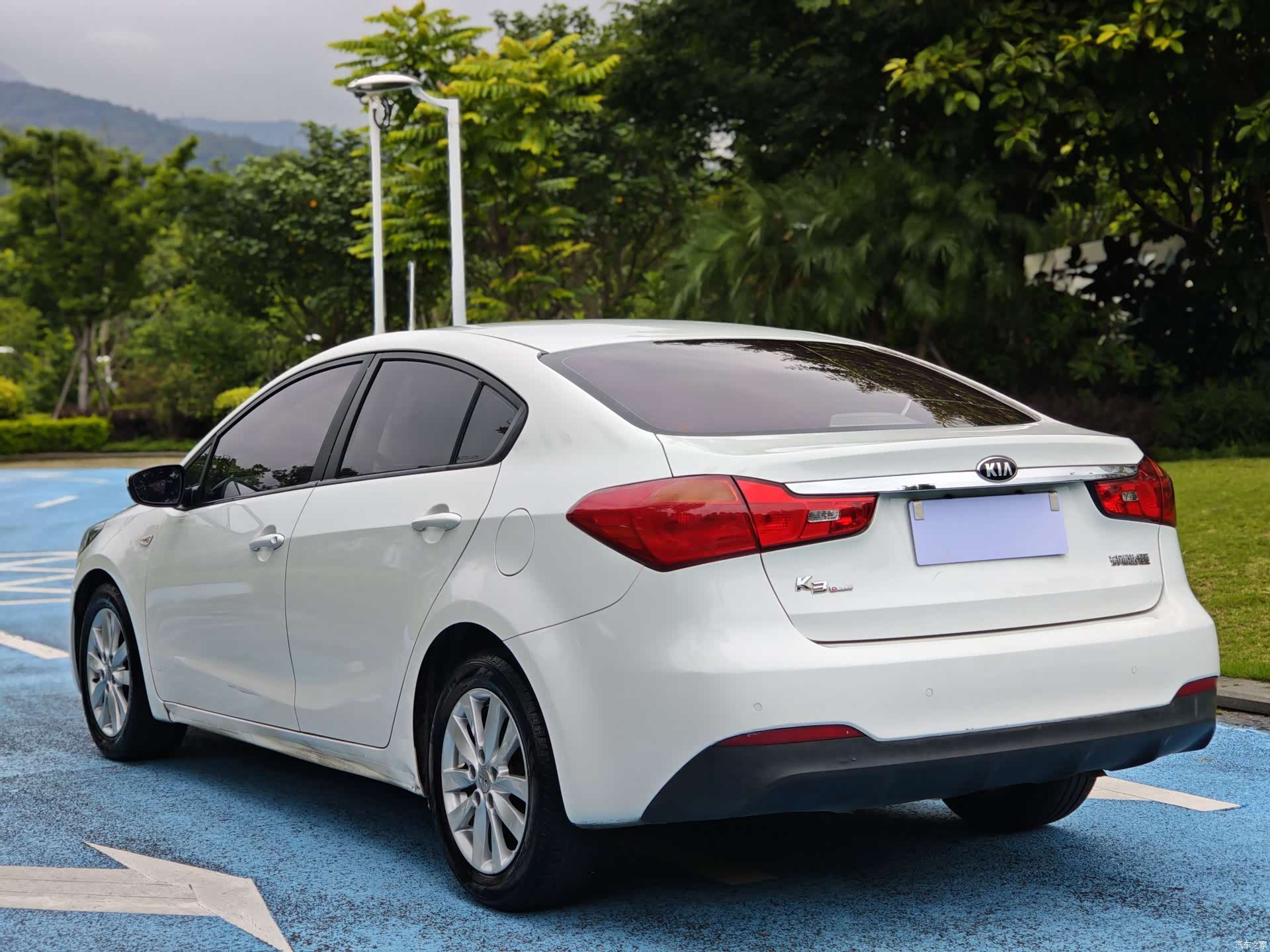 Kia K3, 2014 3