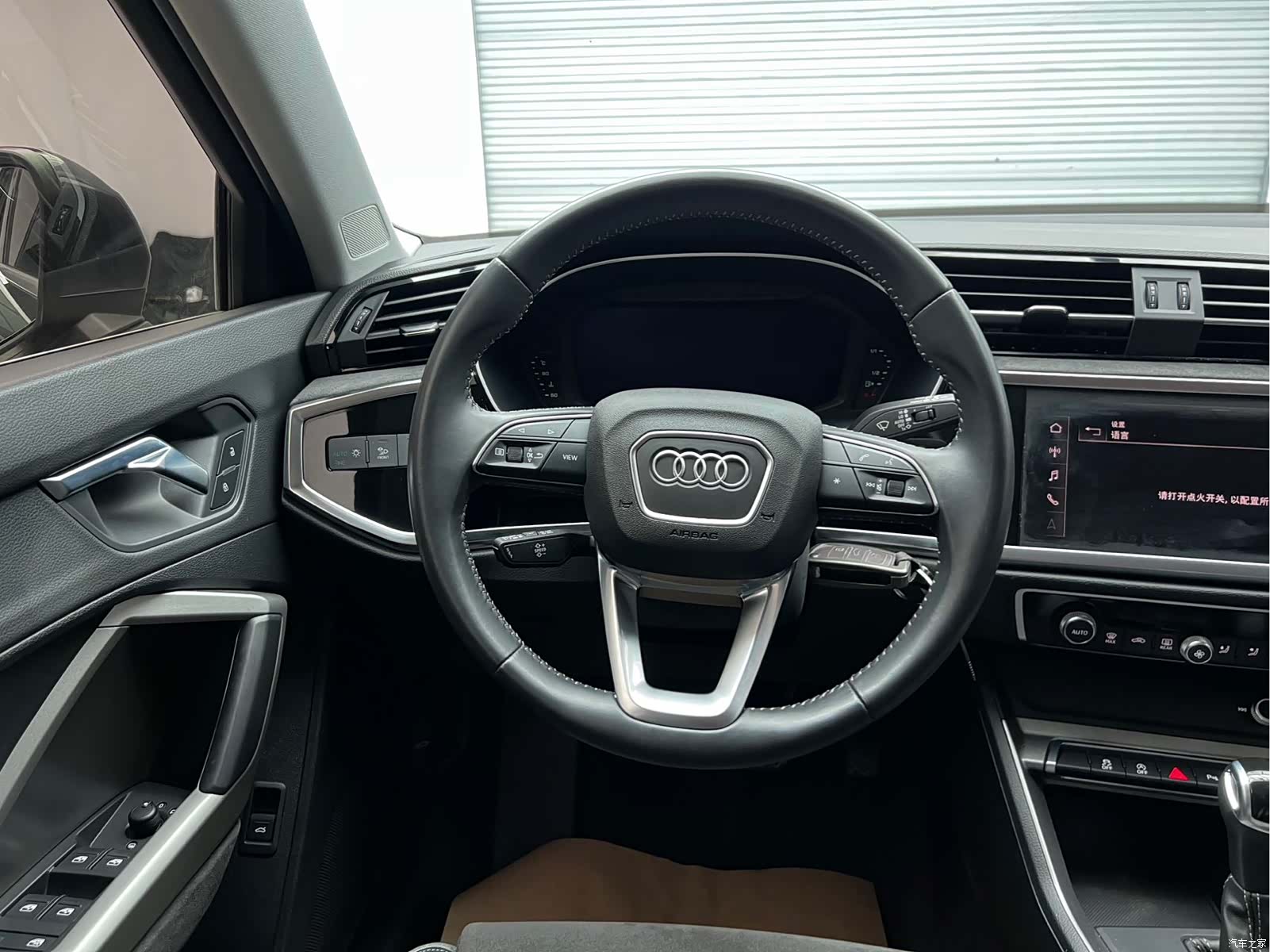 Audi Q3, 2021 10