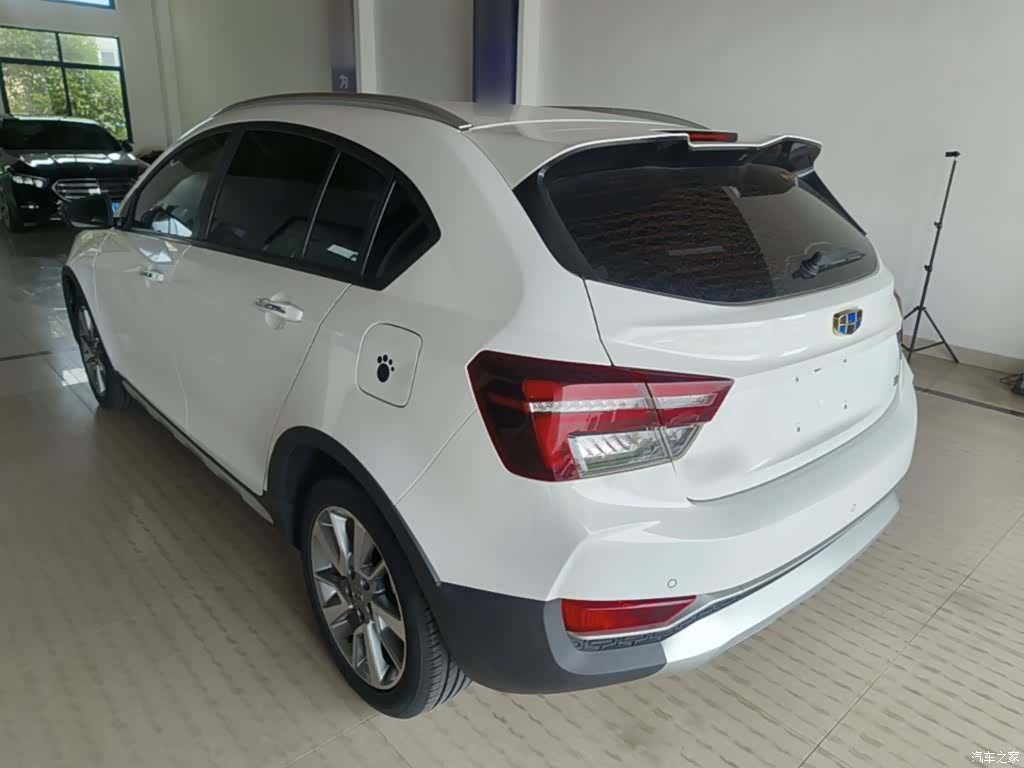 Geely S1, 2018 все фото