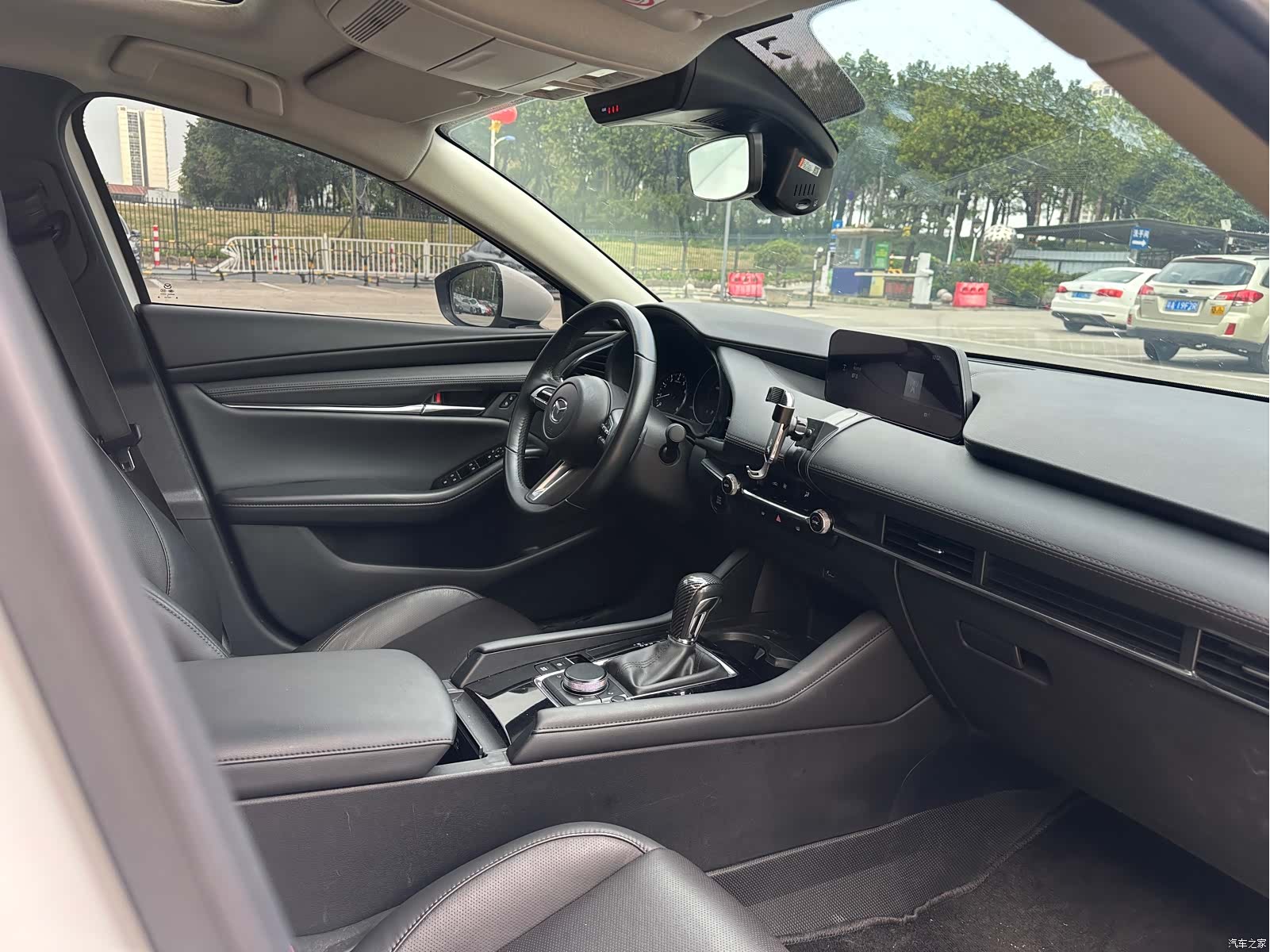 Mazda Mazda3, 2023 26