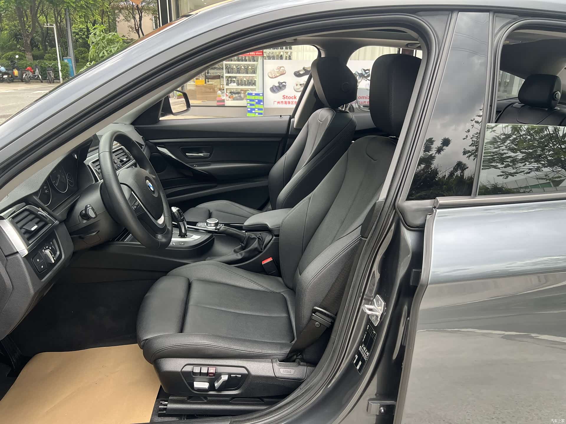 BMW 3 Series, 2019 13