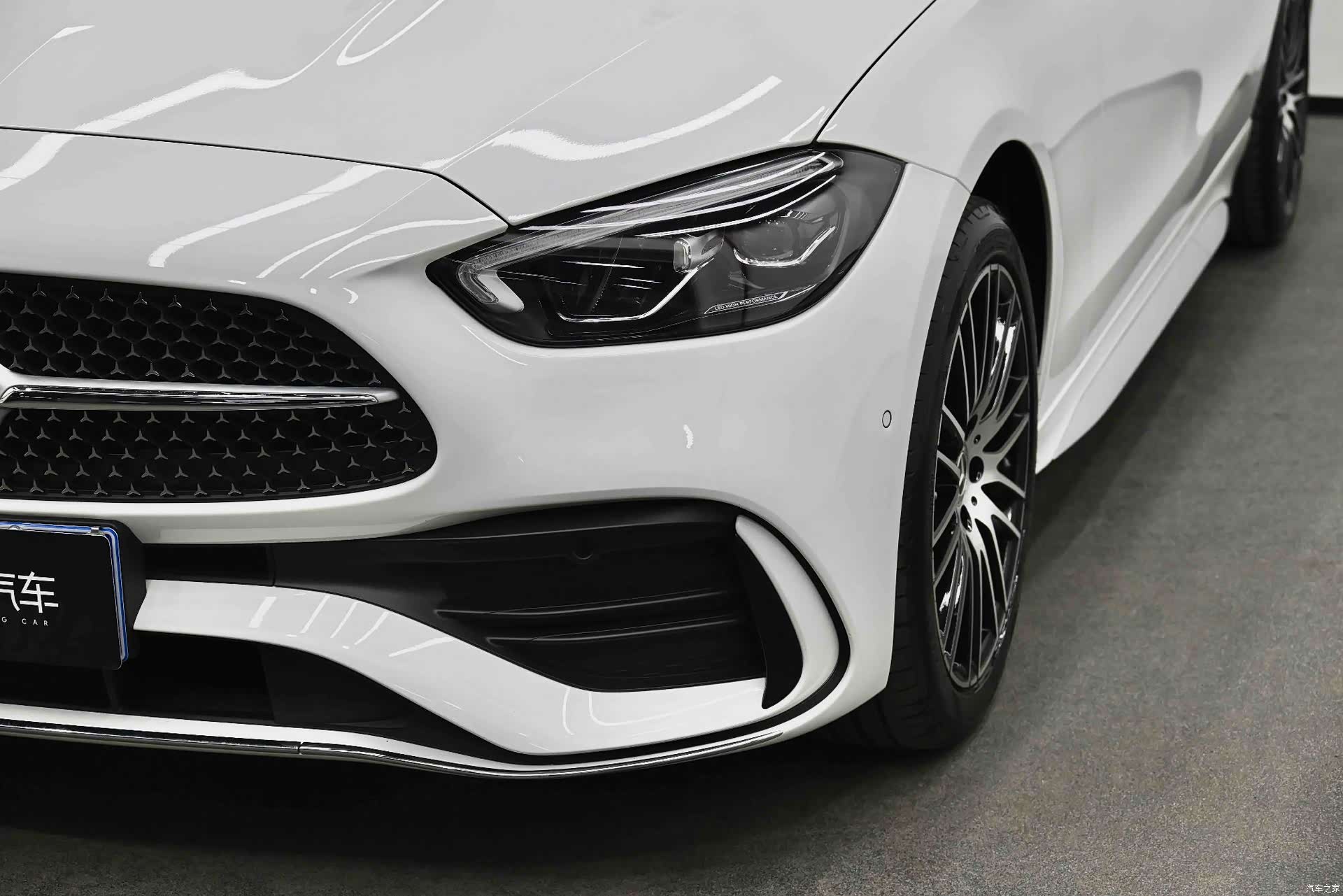 Mercedes-Benz C-Class, 2024 10