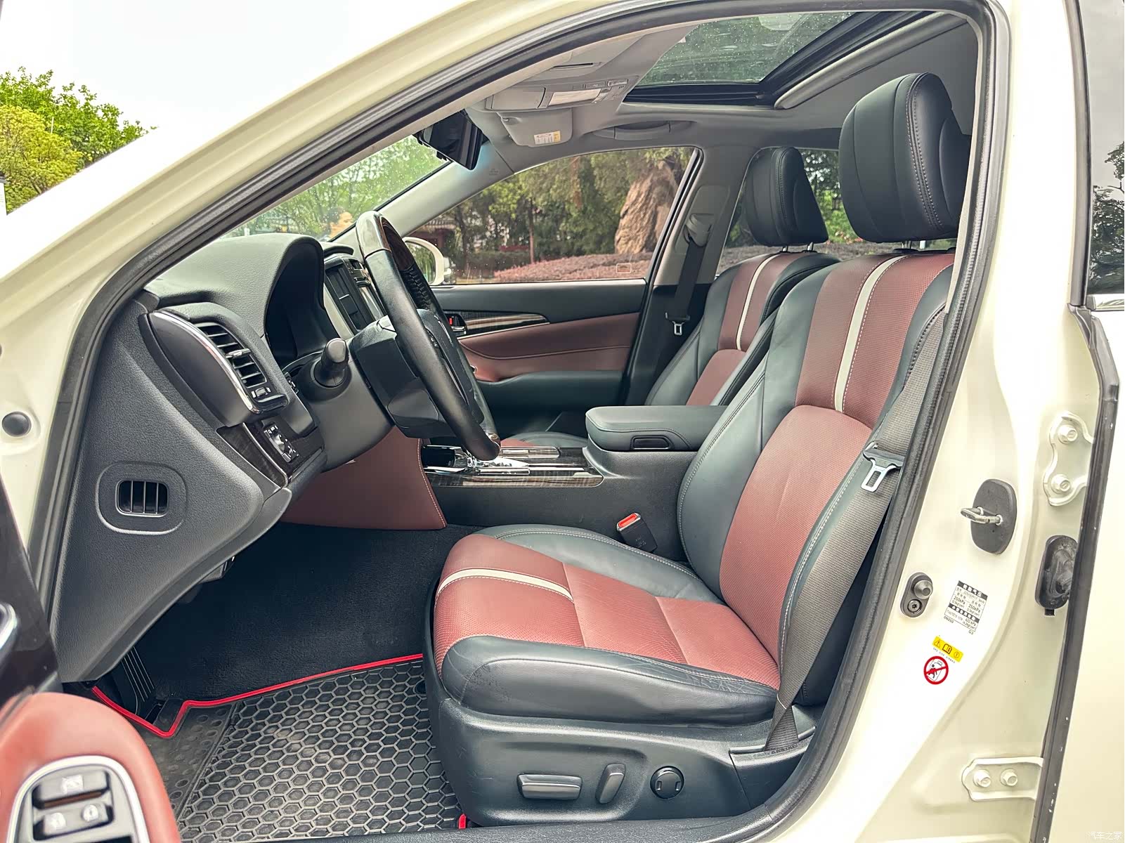 Toyota Crown, 2017 4