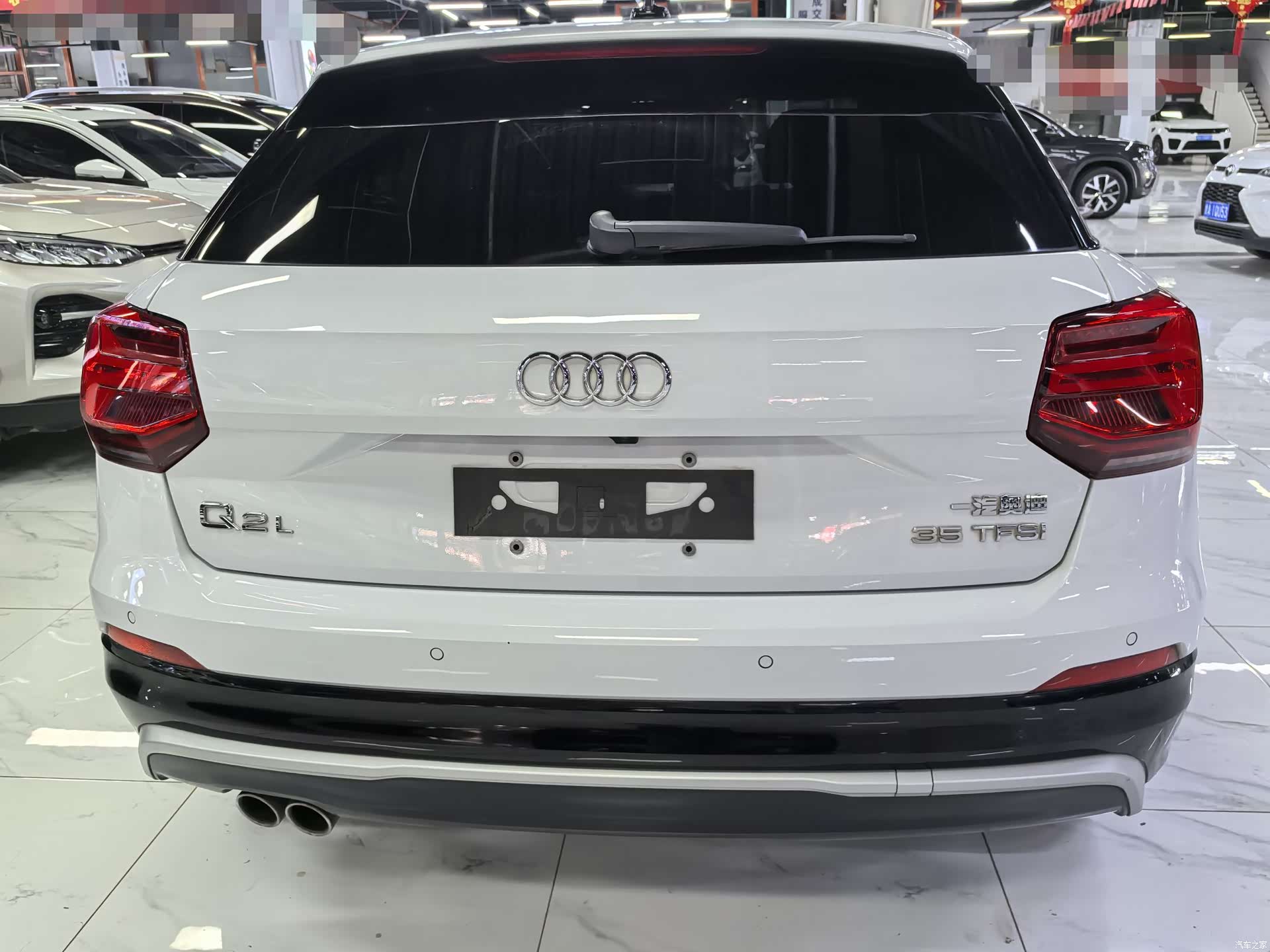 Audi Q2L, 2020 все фото