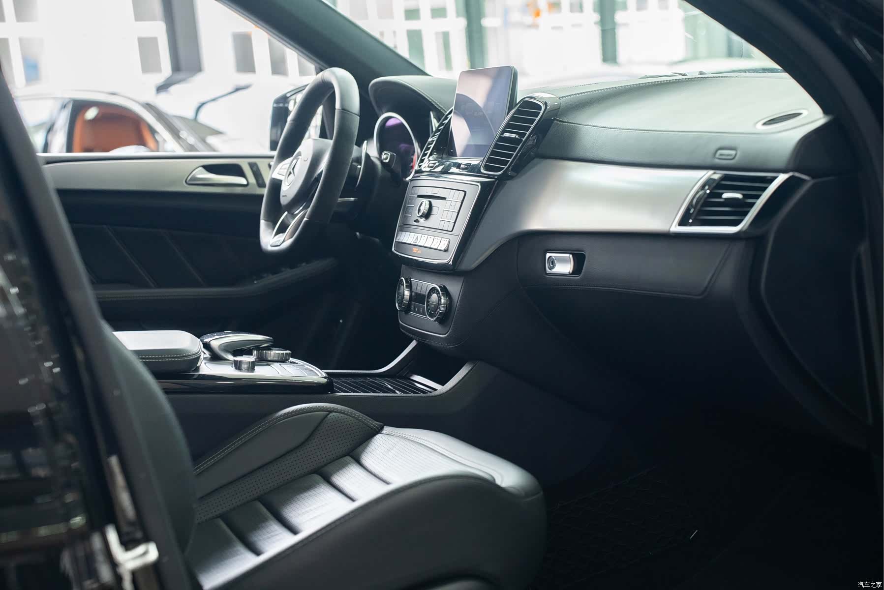 Mercedes-Benz GLE, 2019 30