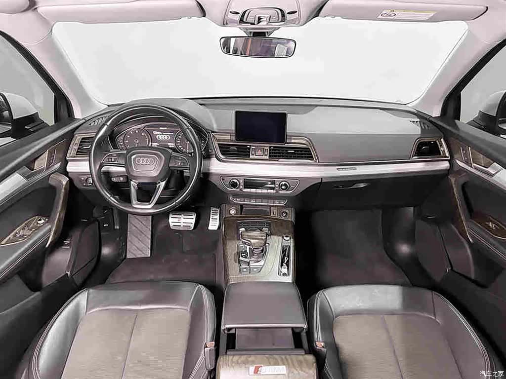 Audi Q5L, 2020 9