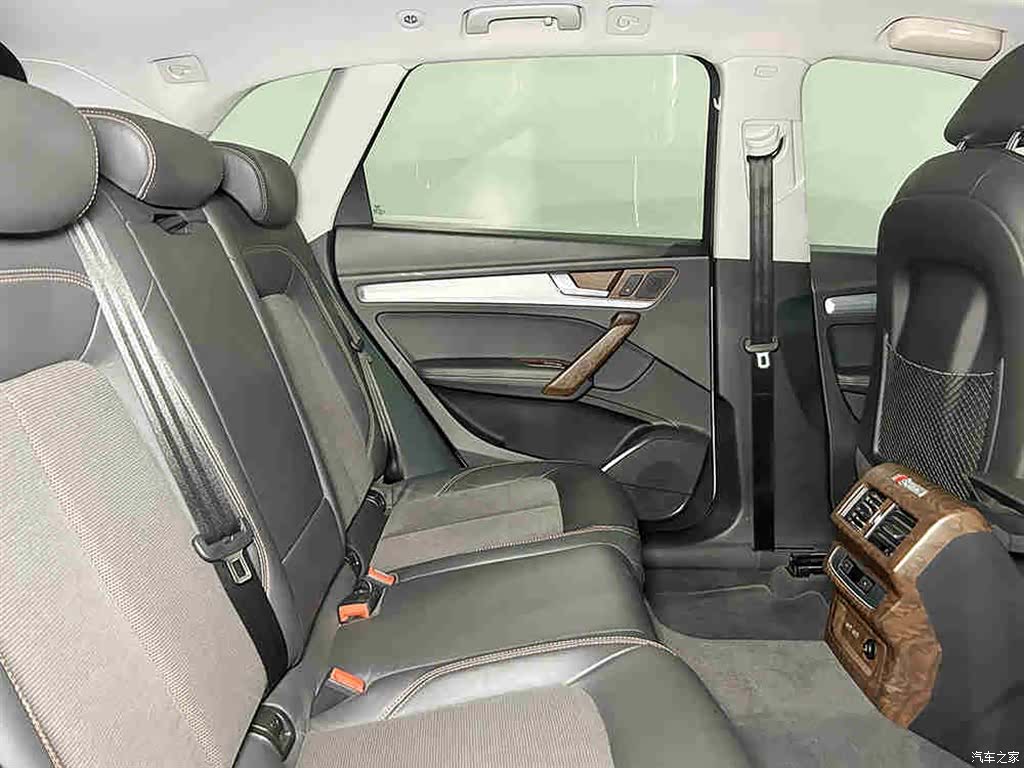 Audi Q5L, 2020 7