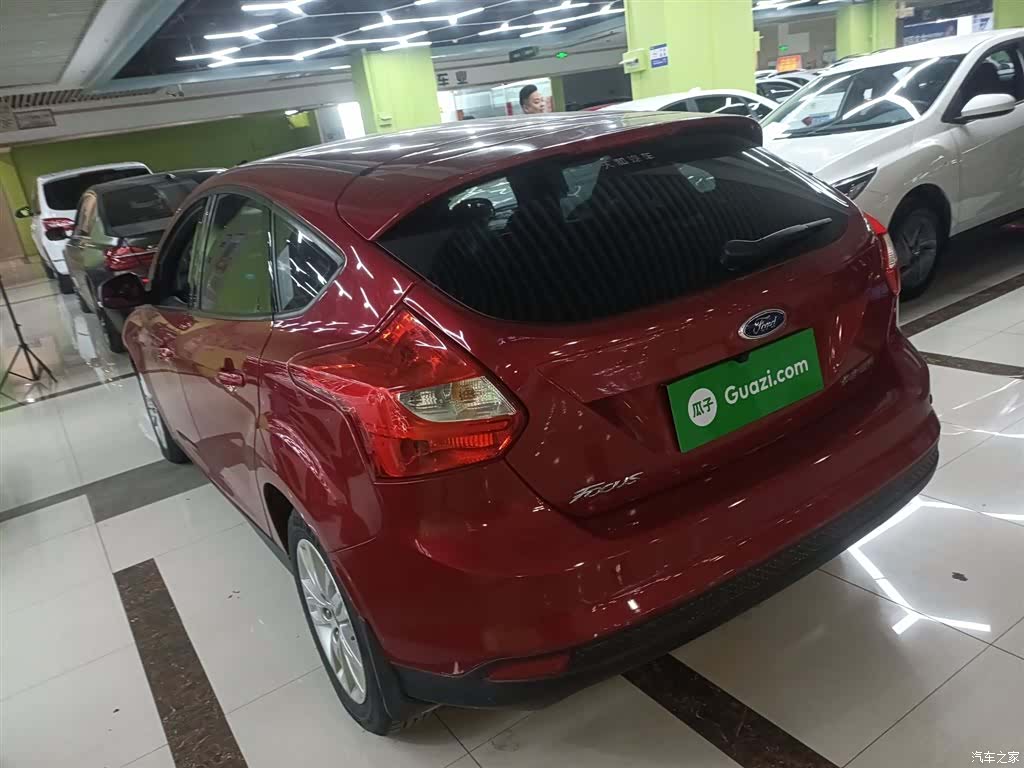 Ford Focus, 2015 23