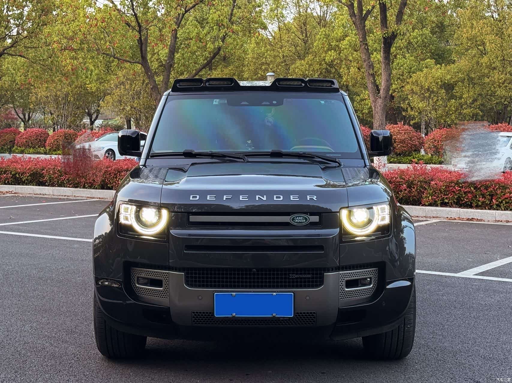 Land Rover Defender, 2023 2