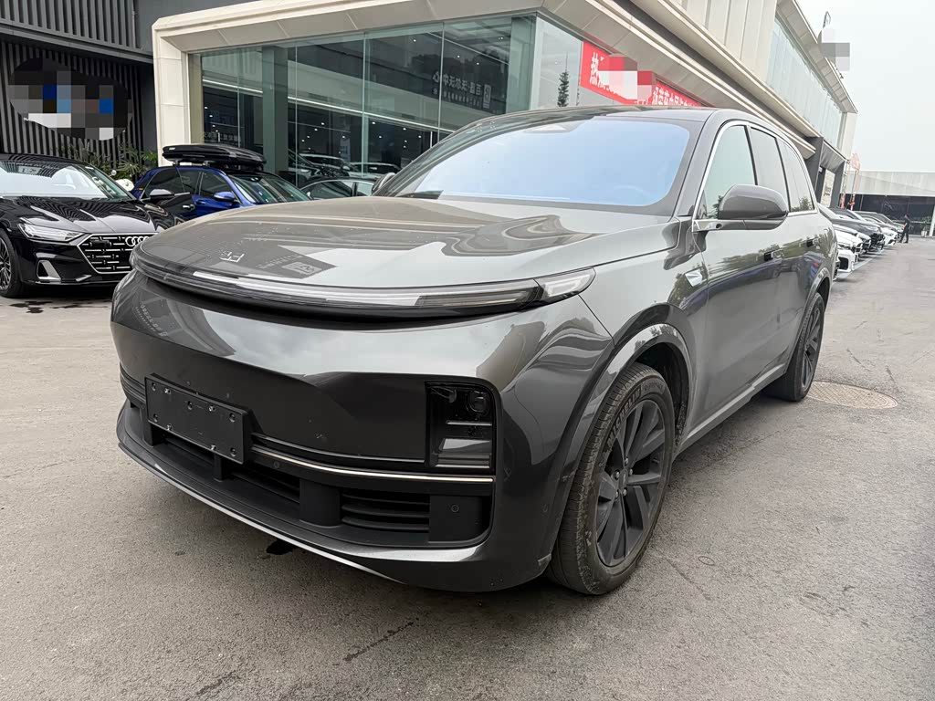 Li Auto L8