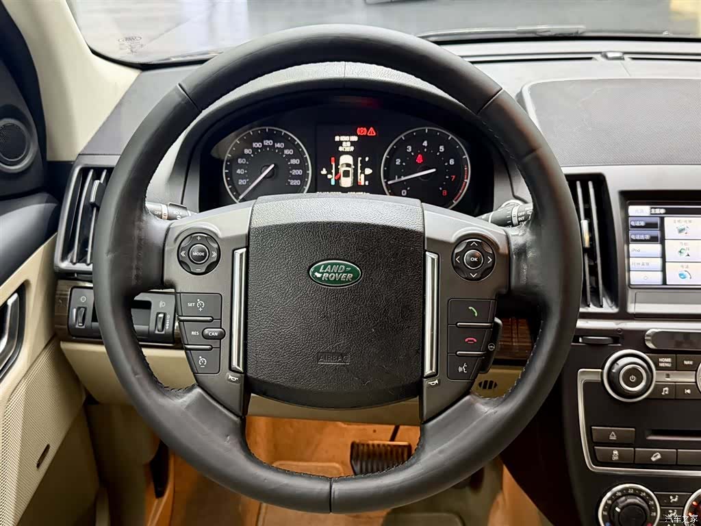 Land Rover Si4, 2013 9