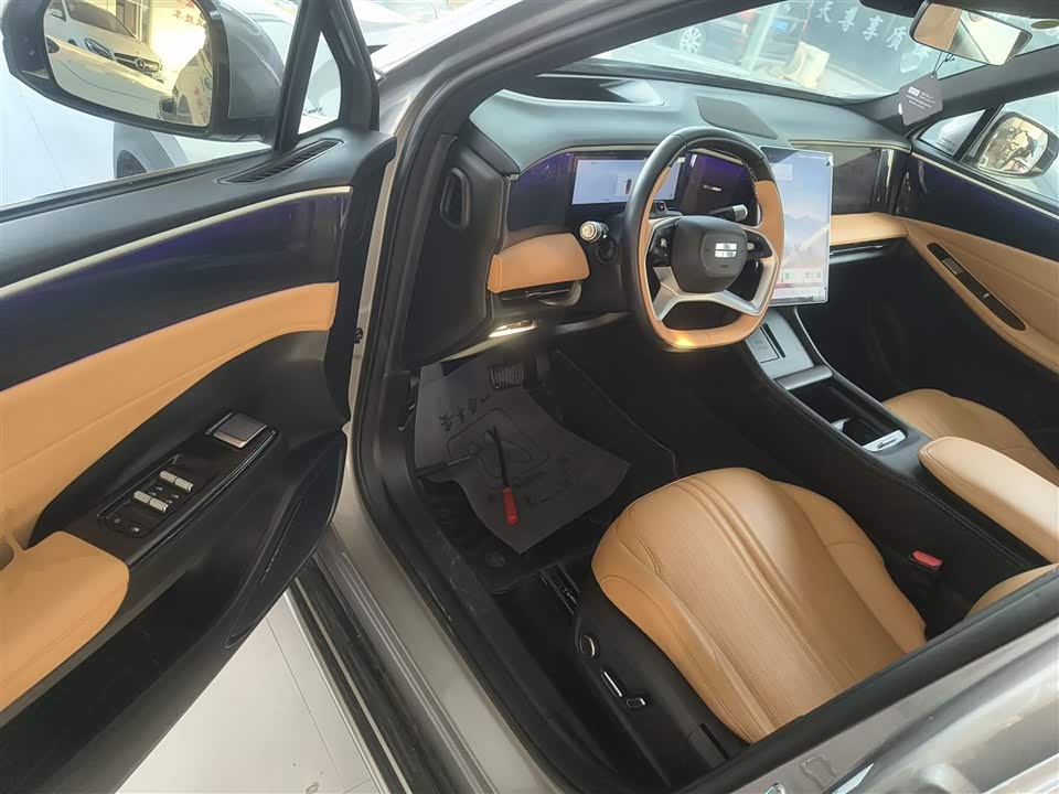 Geely Galaxy Galaxy L7