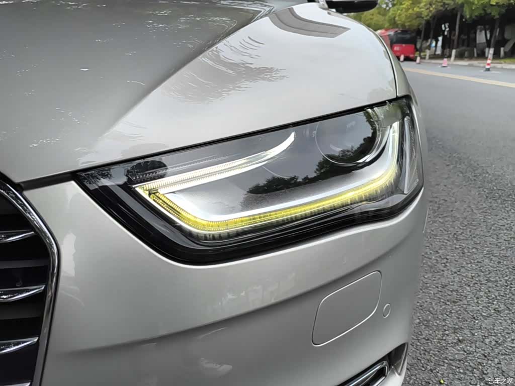 Audi A4L, 2016 24