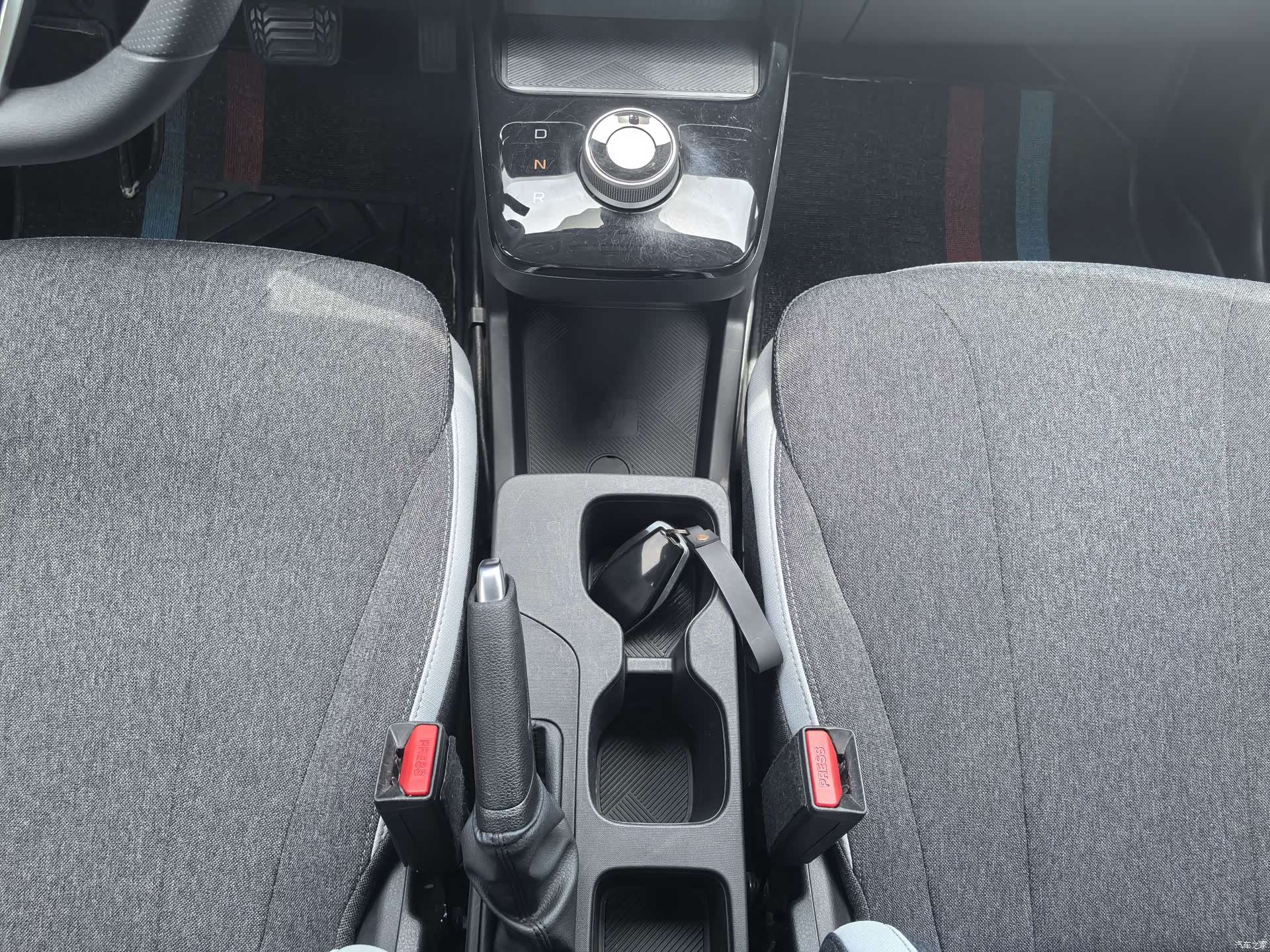 Geely E, 2024 14