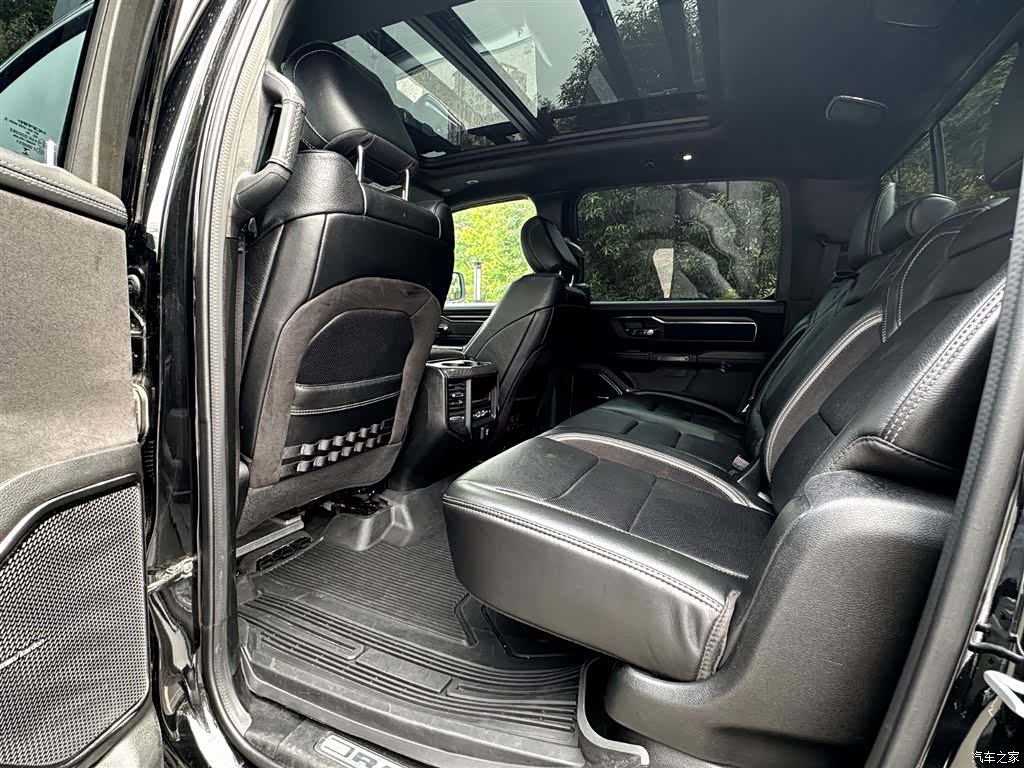 RAM Trucks, 2023 все фото