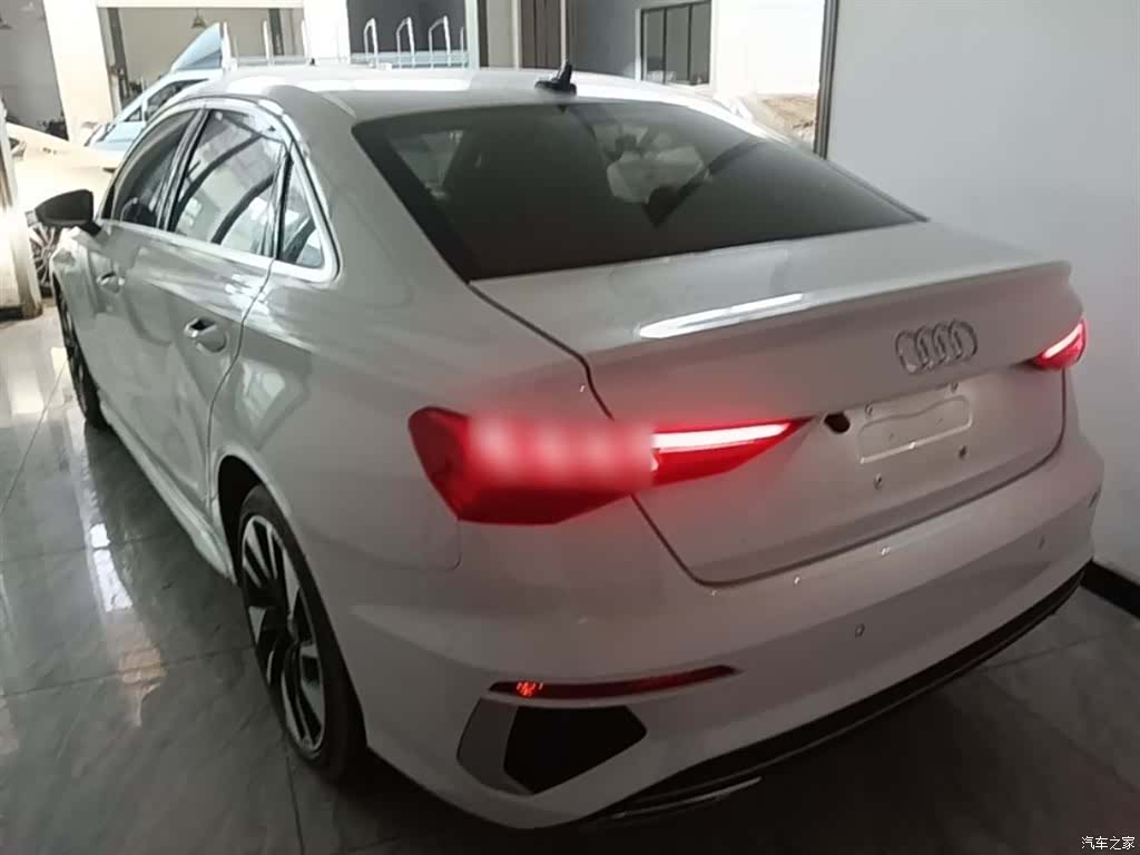 Audi A3, 2023 все фото