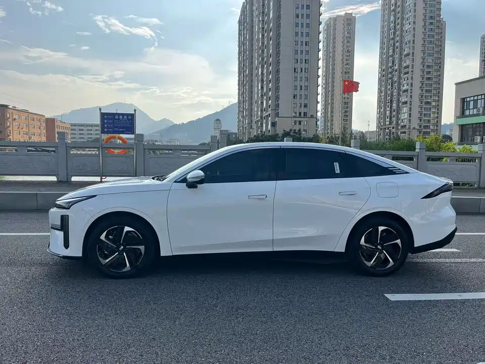 Geely Galaxy Galaxy L6