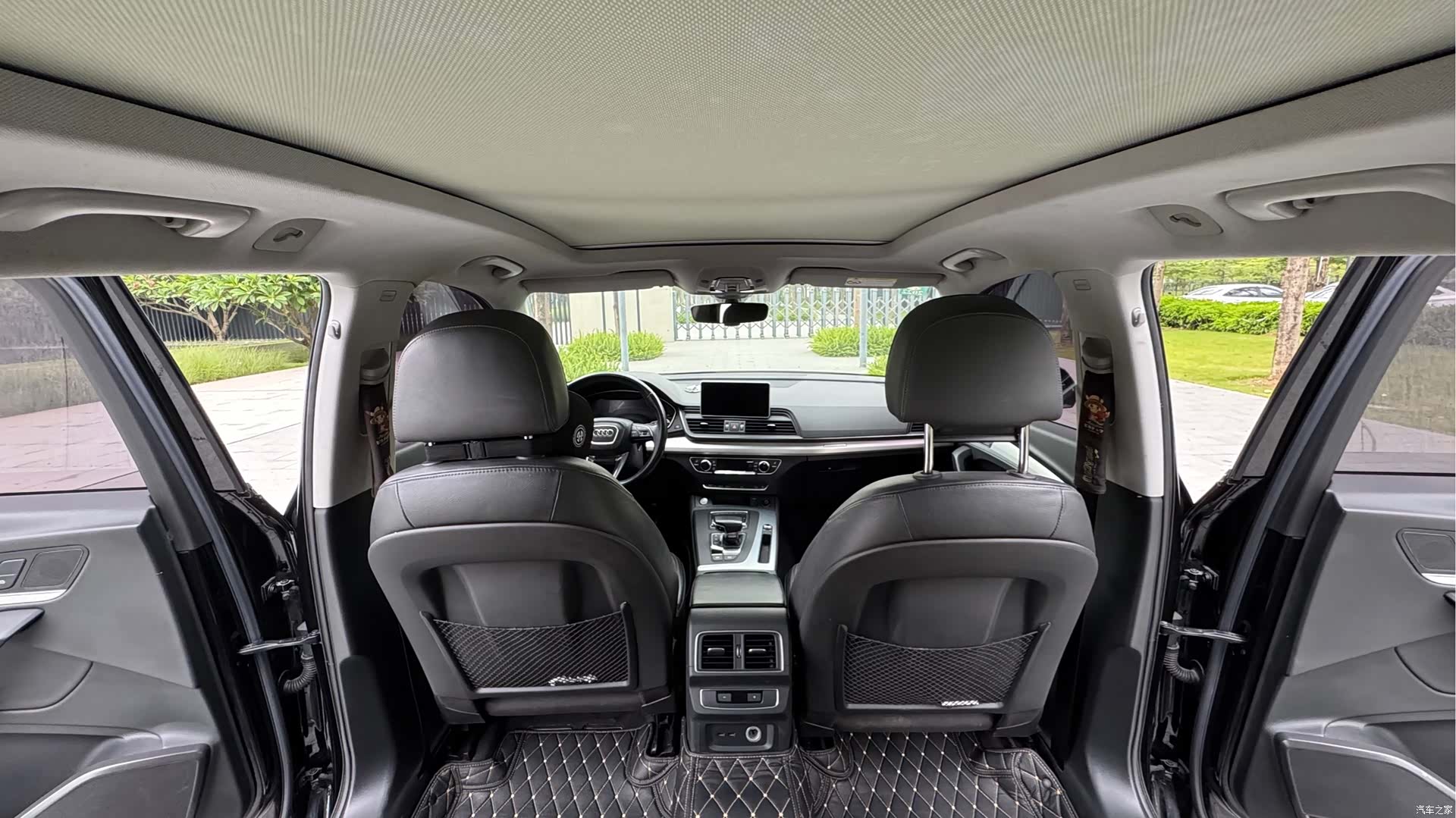 Audi Q5L, 2020 все фото