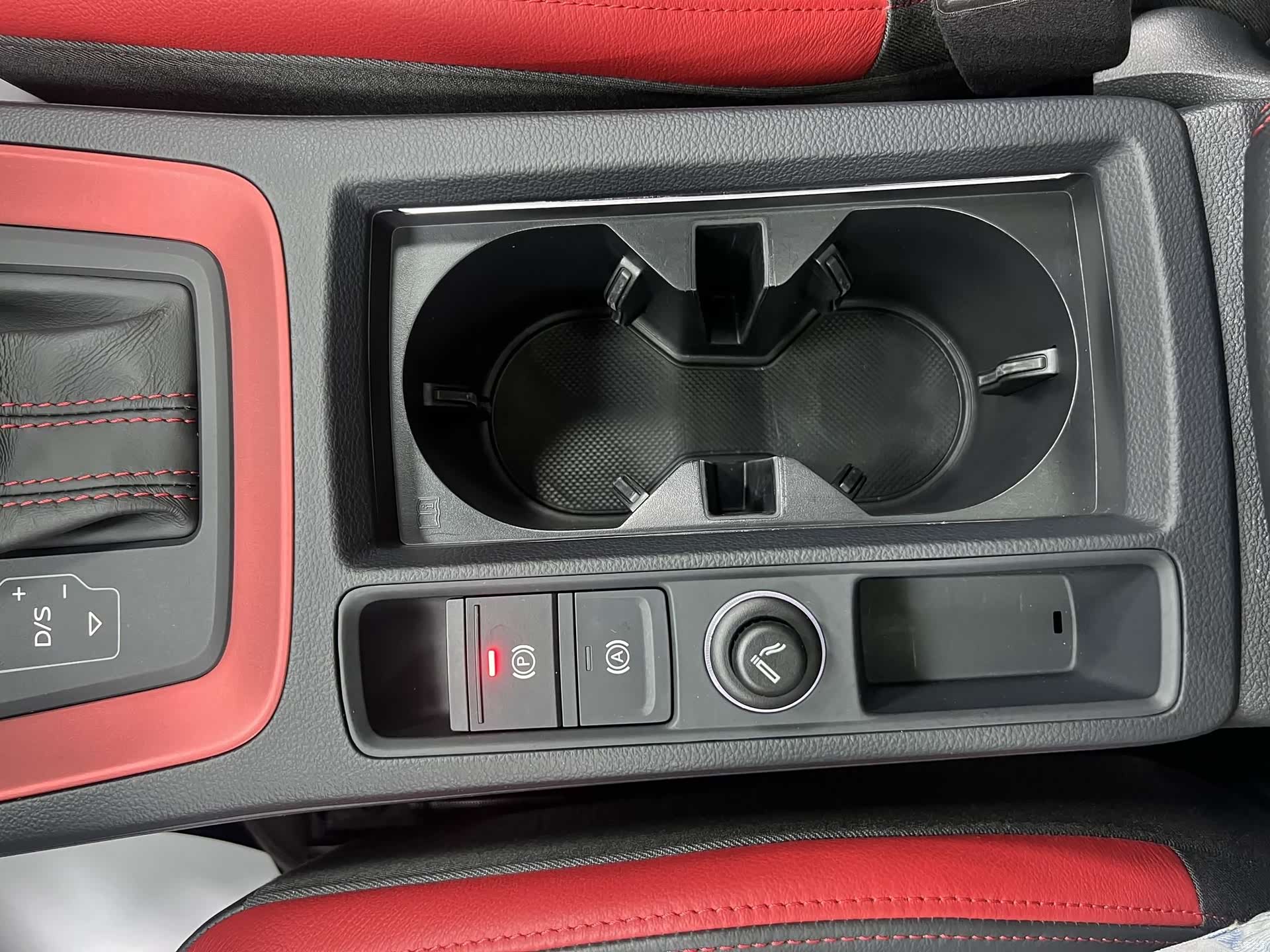 Audi Q3, 2021 21