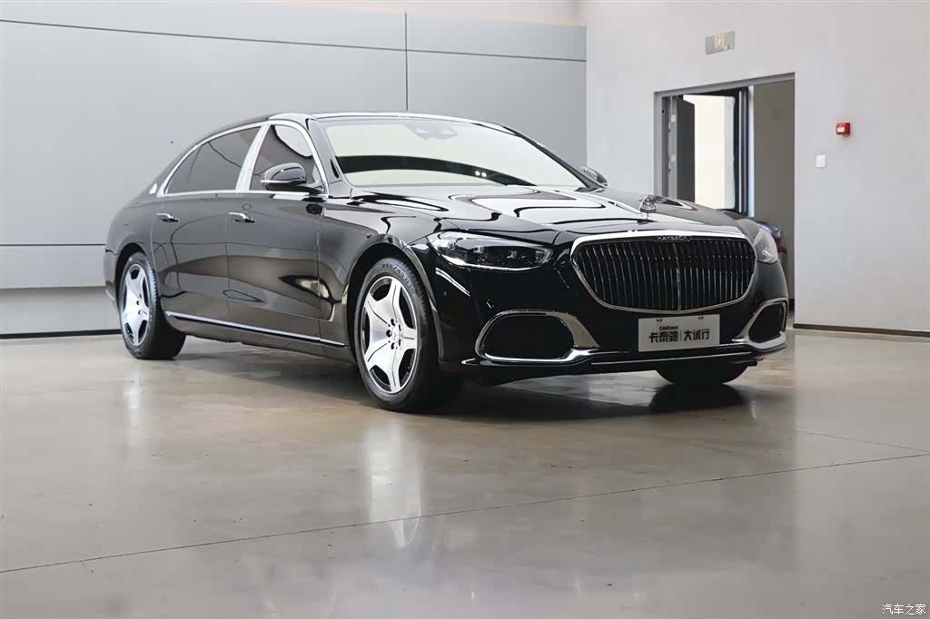 Maybach S-Class, 2023 25