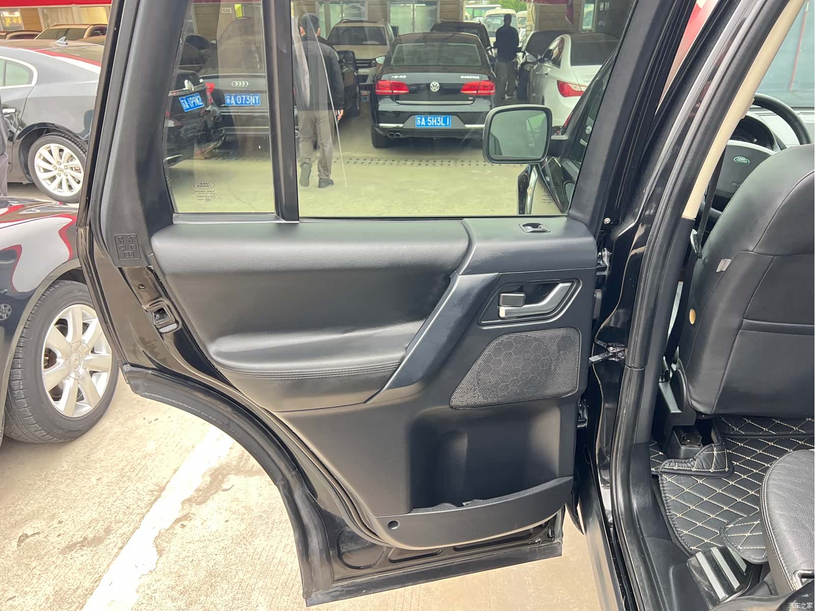 Land Rover SD4, 2011 11