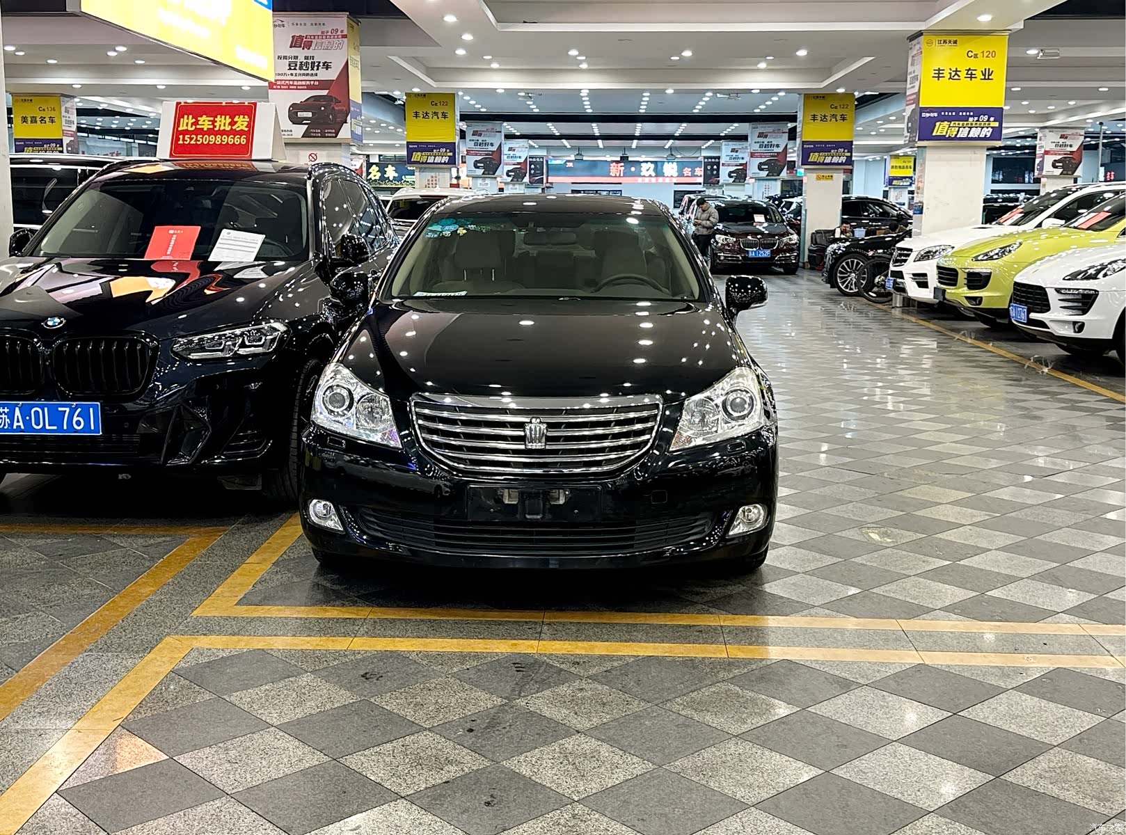 Toyota Crown, 2011 2