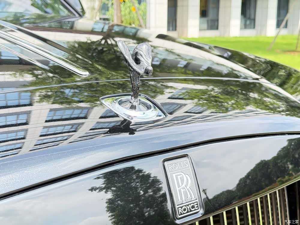 Rolls-Royce Wraith, 2021 4