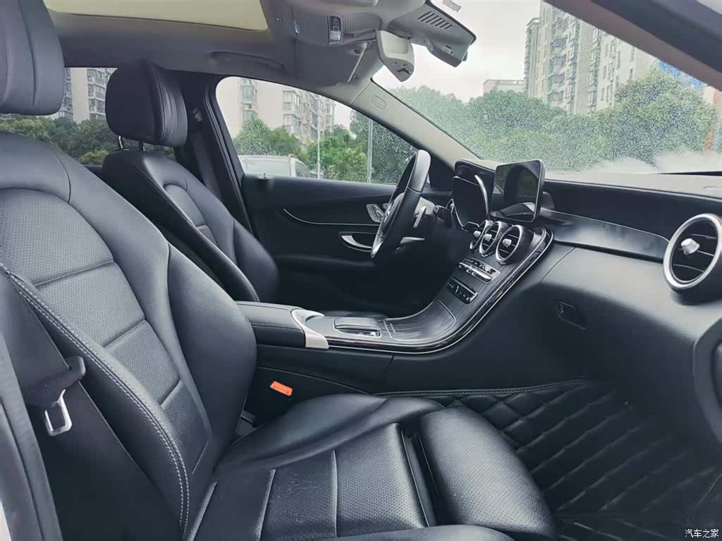 Mercedes-Benz C-Class, 2020 19