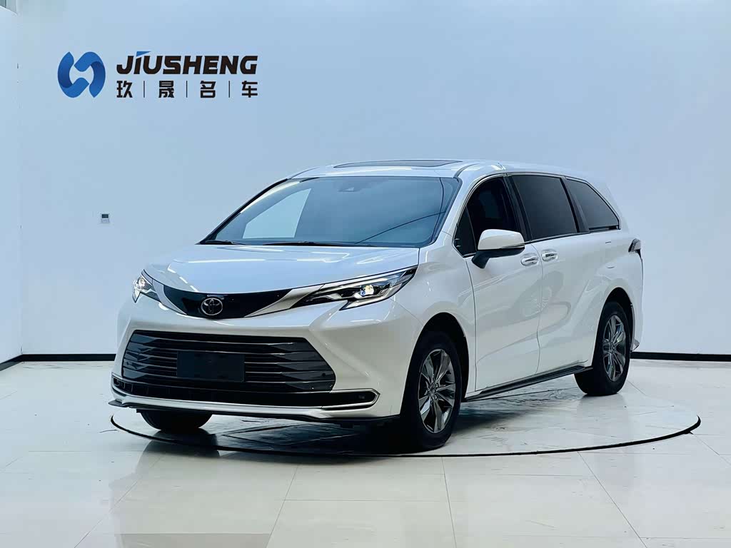 Toyota Sienna 2026 2.5L Luxury