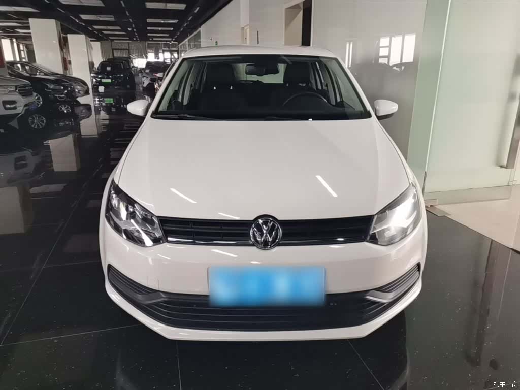 Volkswagen Polo, 2015 3