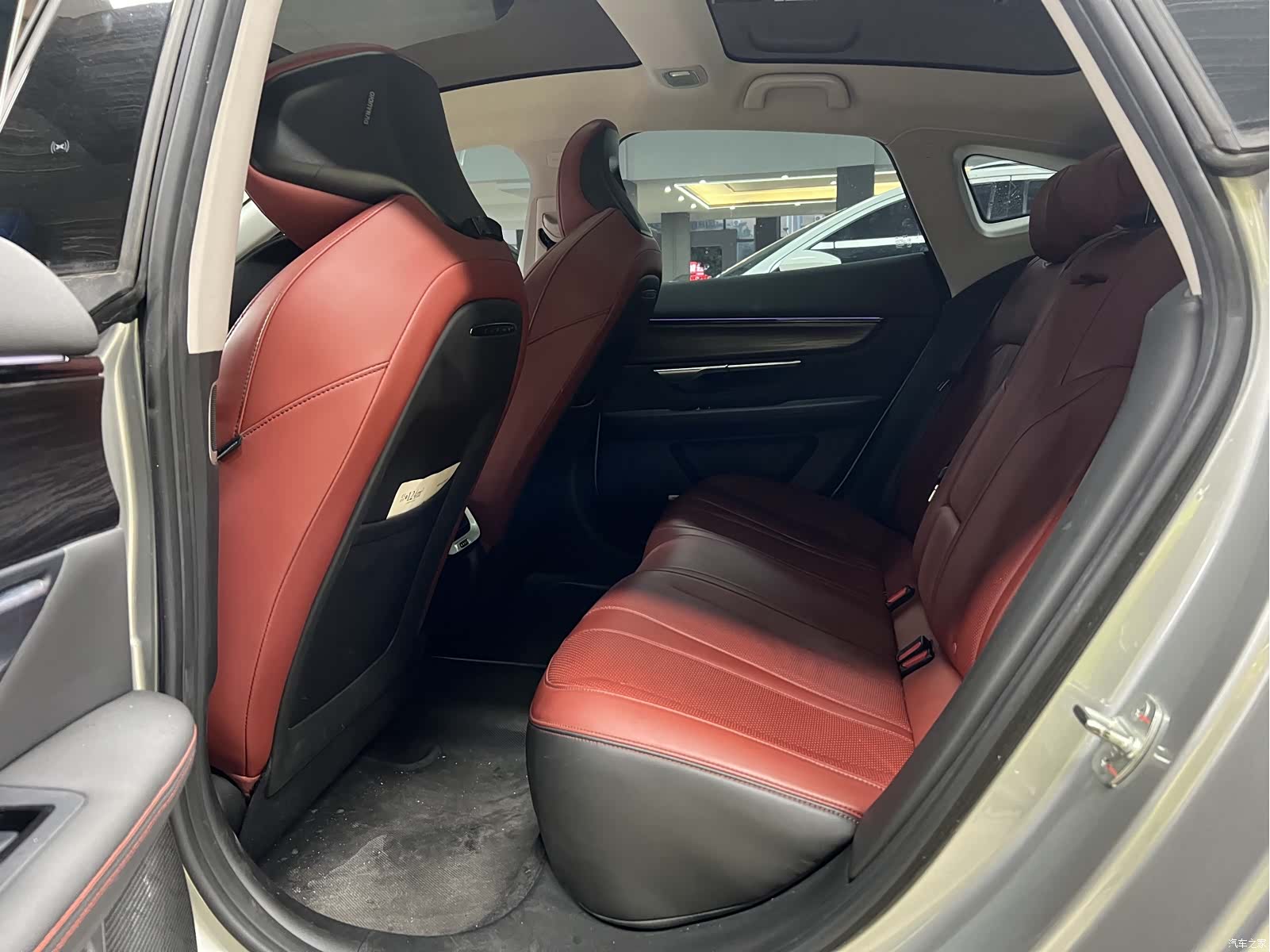 Xpeng P7, 2021 7