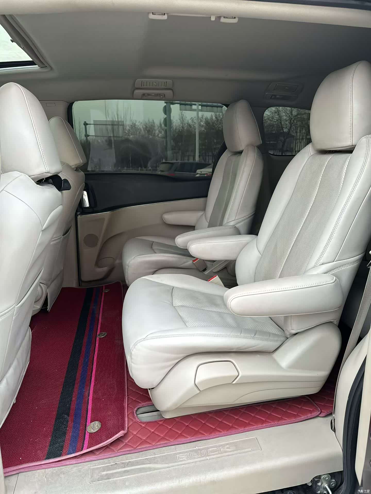 Buick GL8, 2016 6