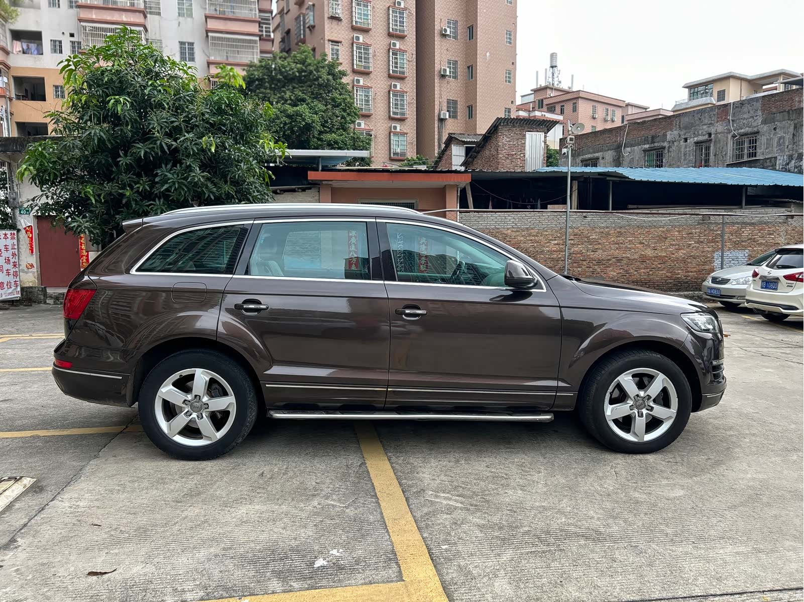 Audi Q7, 2010 8