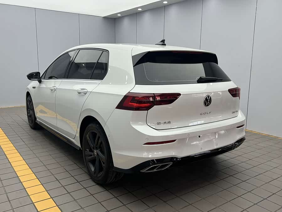 Volkswagen Golf 2022, фото 4