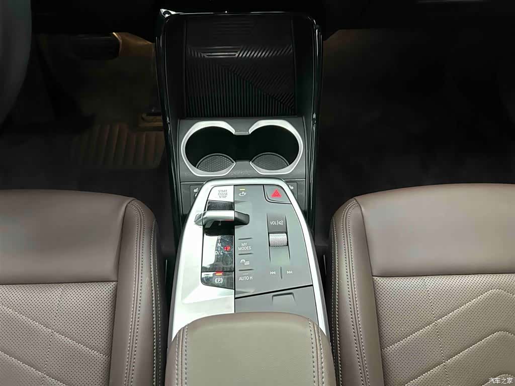 BMW X1, 2023 6