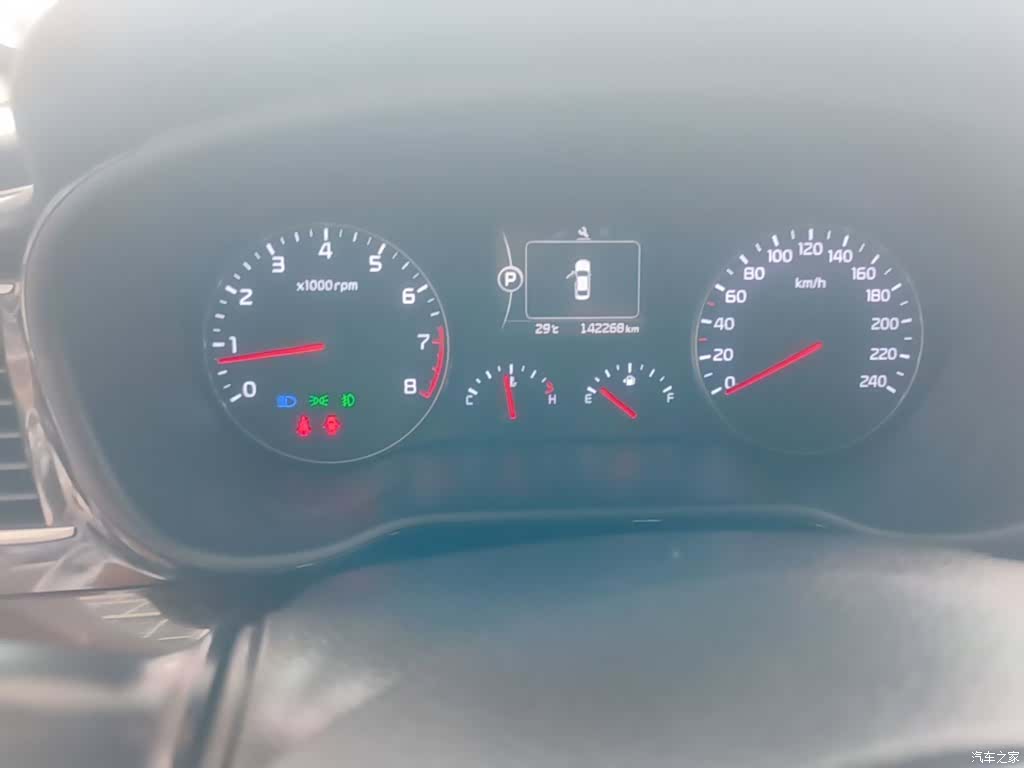 Kia K4, 2015 12