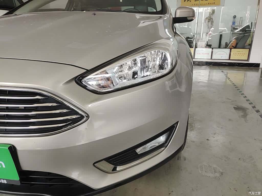 Ford Focus, 2015 24