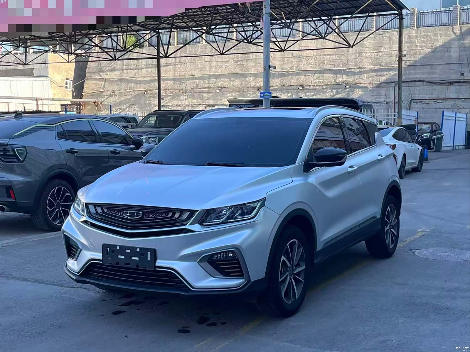 Geely Coolray, 2021 3