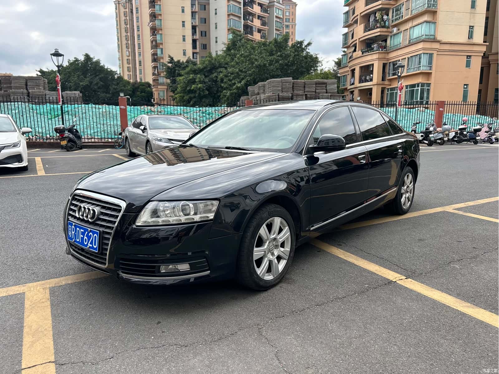 Audi A6L, 2010 1