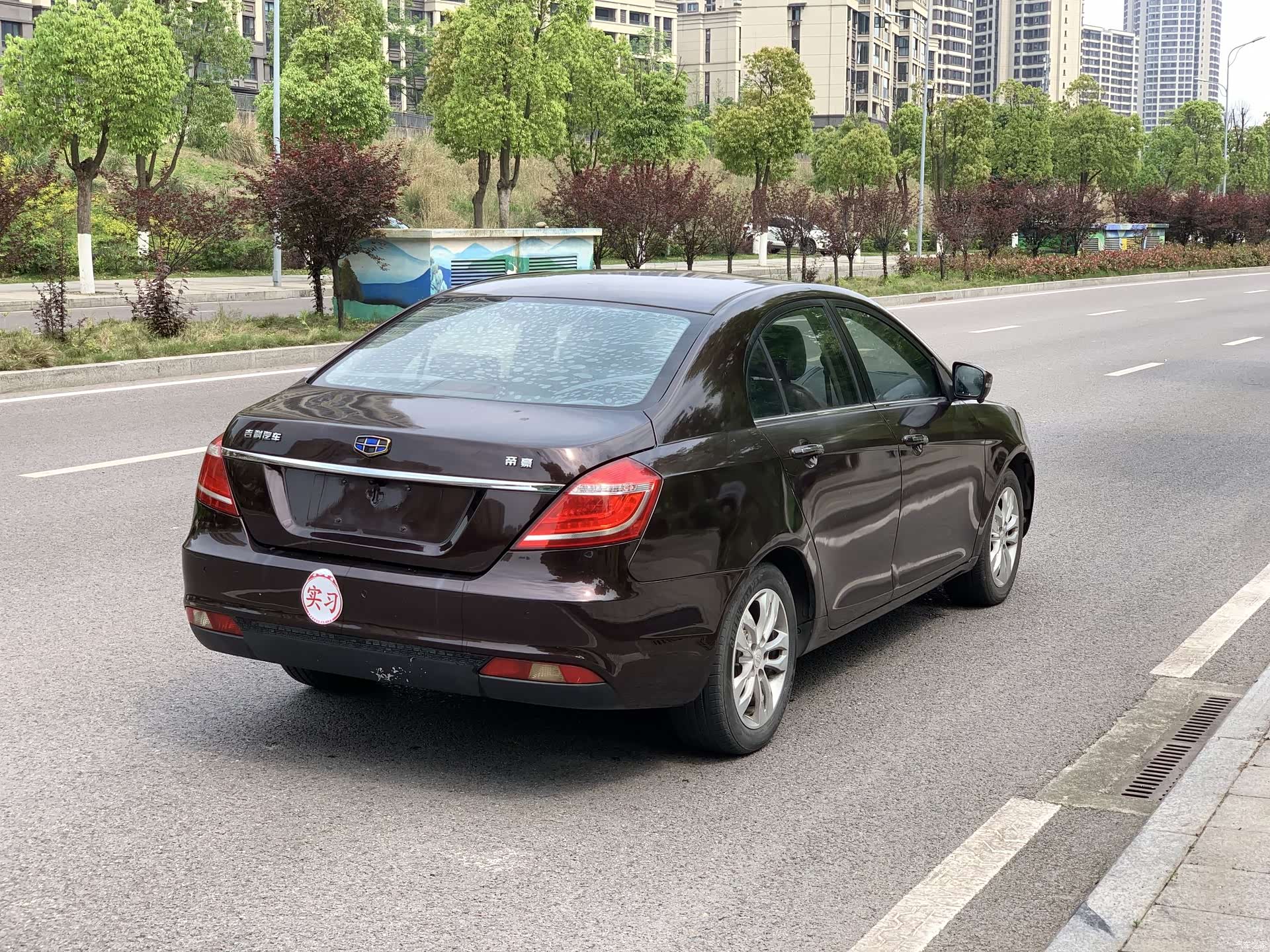 Geely Emgrand, 2016 6
