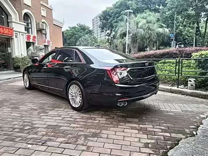 Cadillac CT6