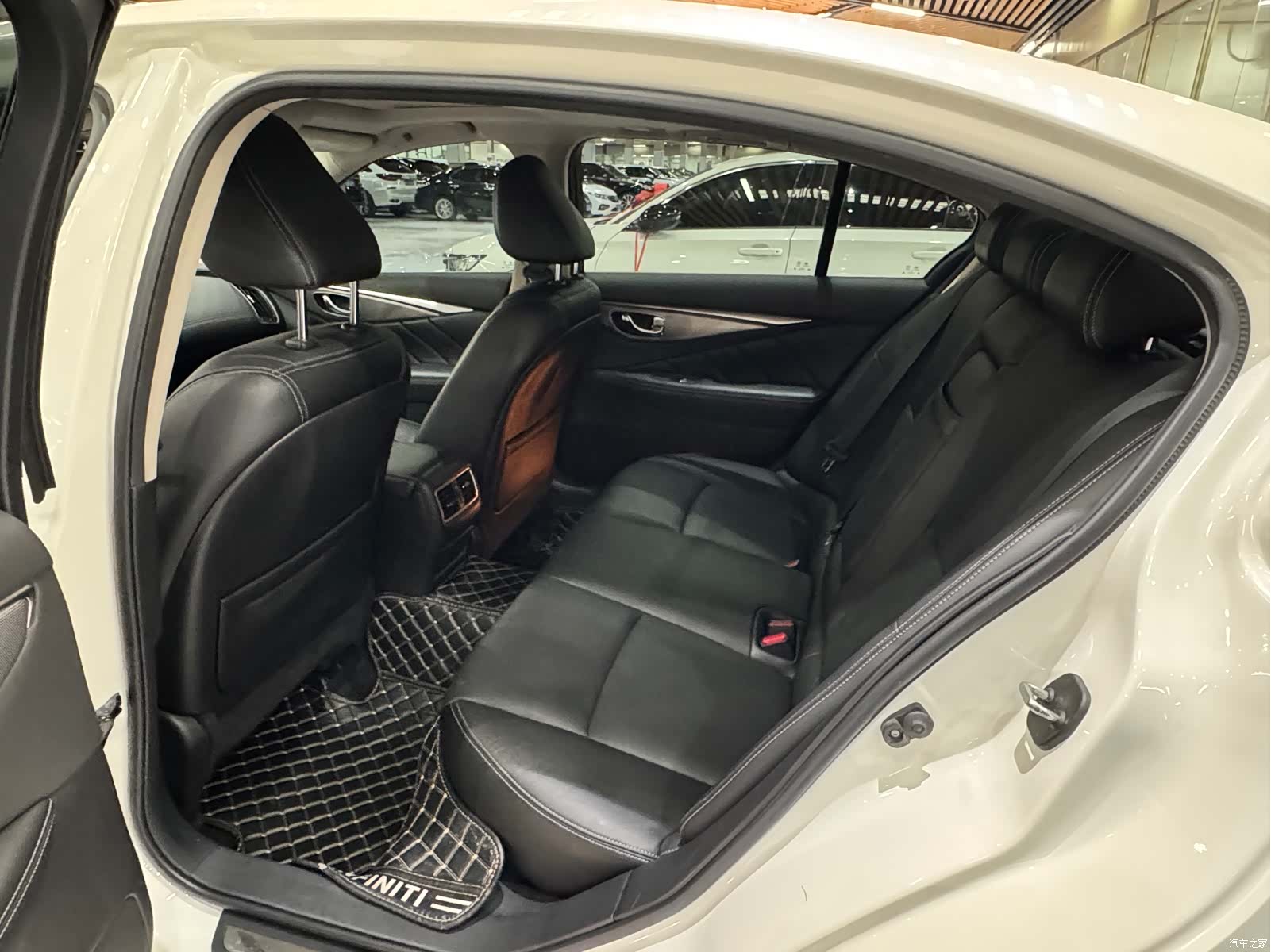 Infiniti Q50L, 2020 12