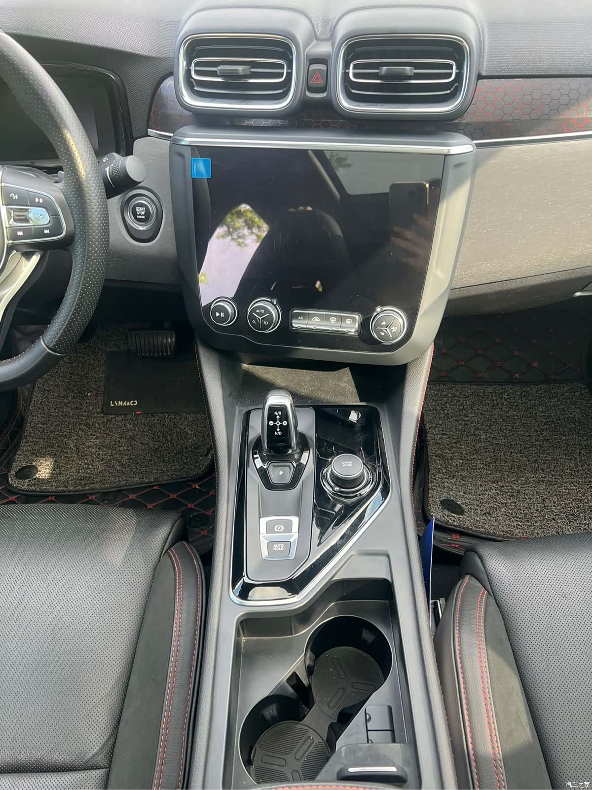 Lynk & Co 01, 2019 11