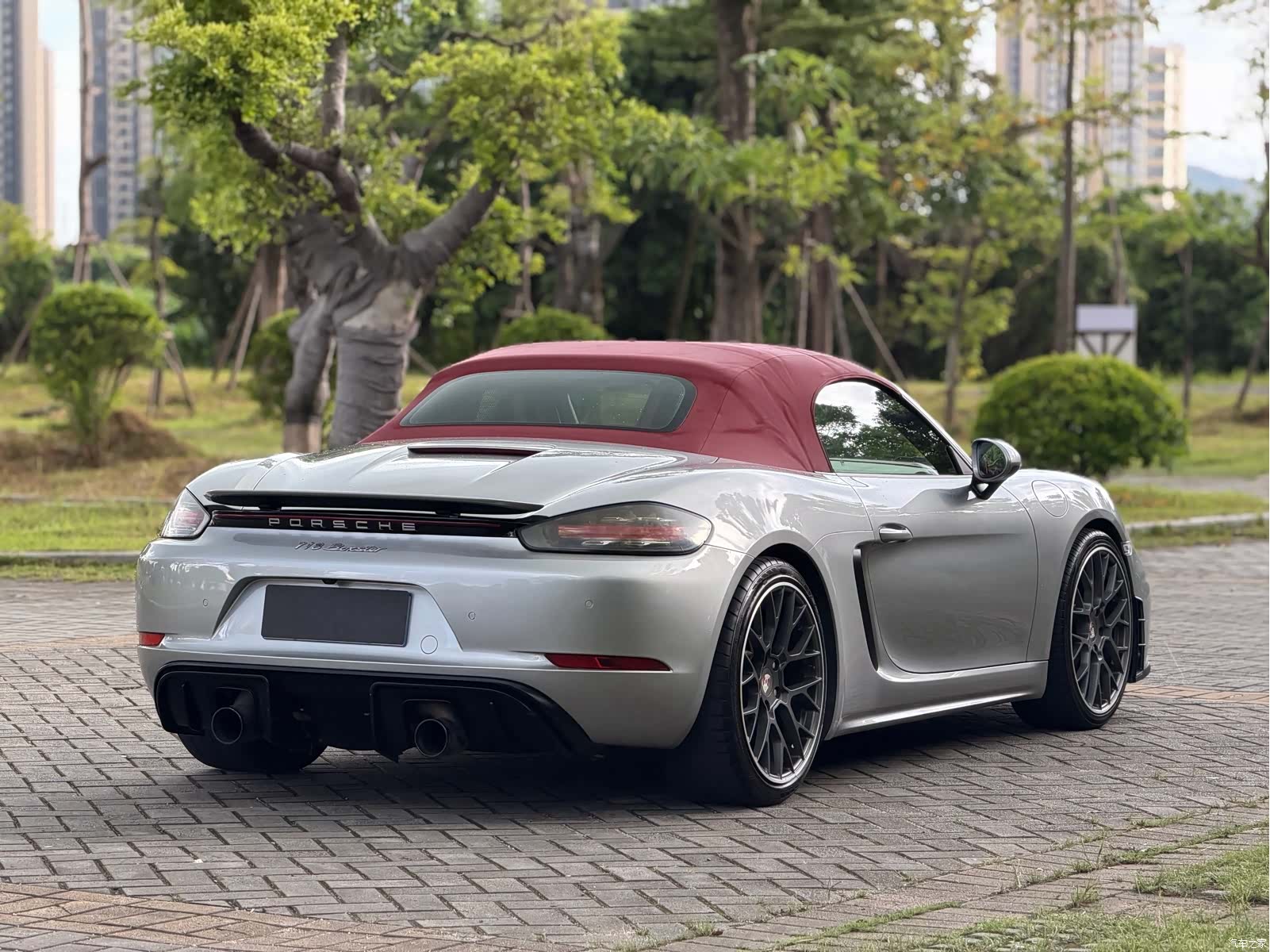 Porsche Boxster, 2016 все фото
