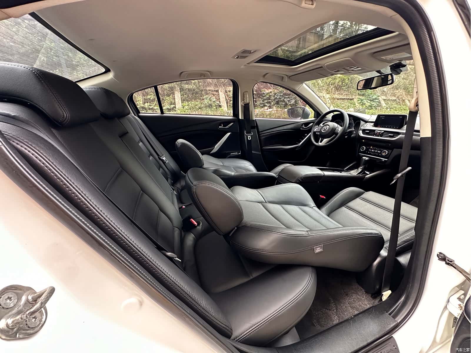 Mazda Atenza, 2017 12