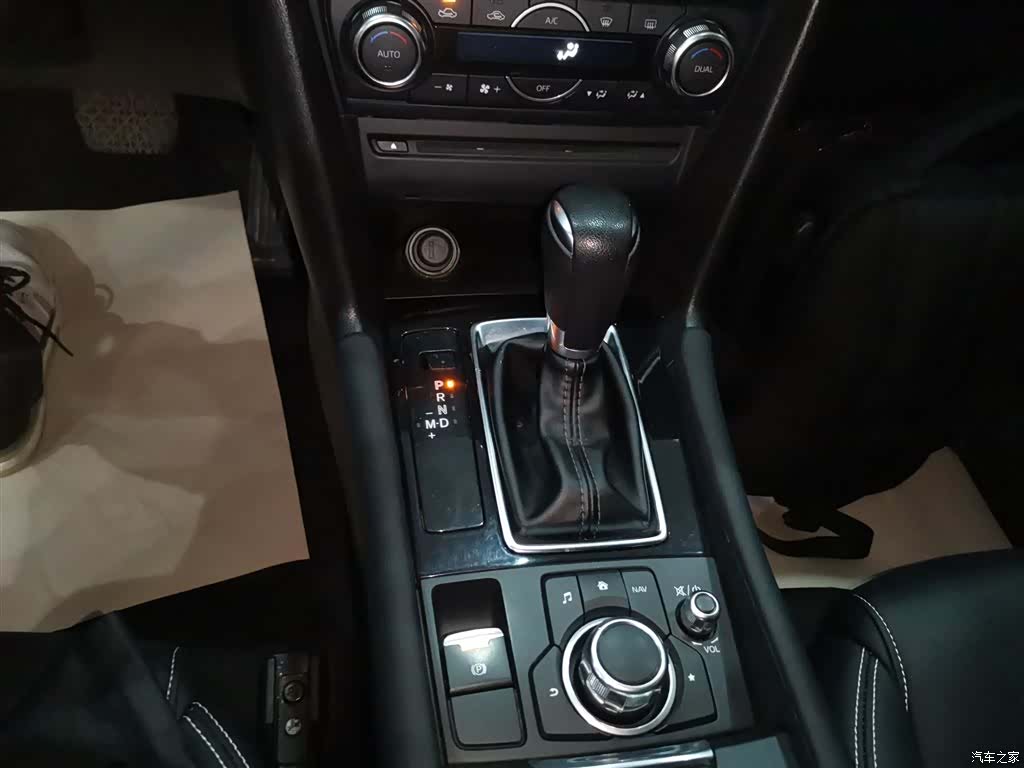 Mazda Mazda3, 2019 14